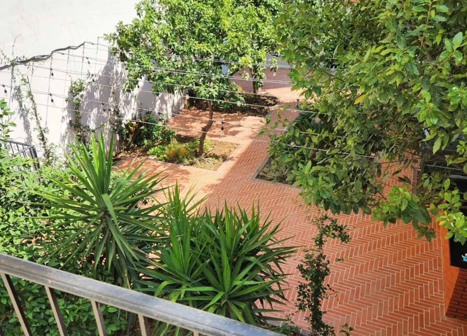 New Bazaar Studios Tirana Apartment
