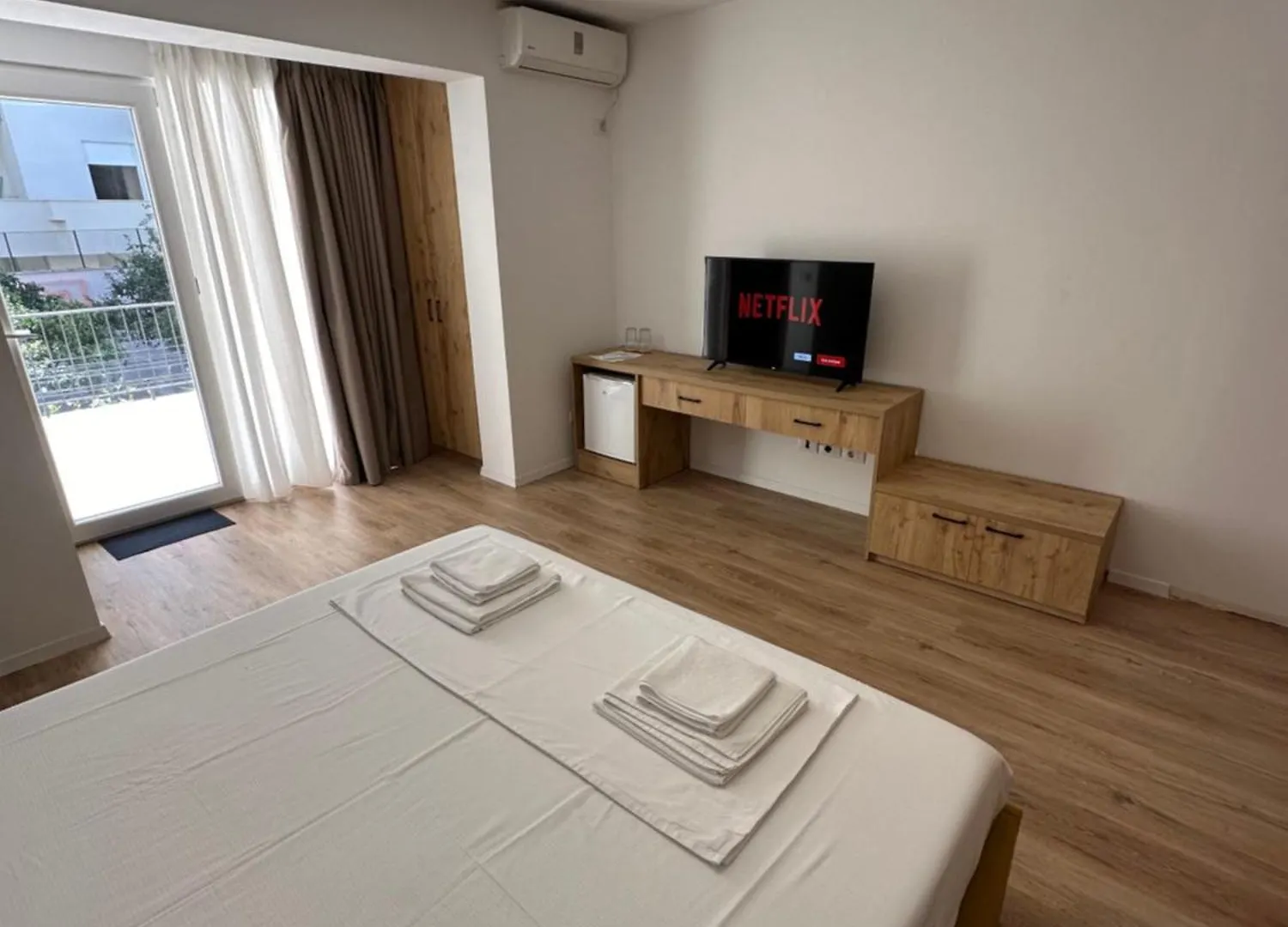 Apartment New Bazaar Studios Tirana Albania